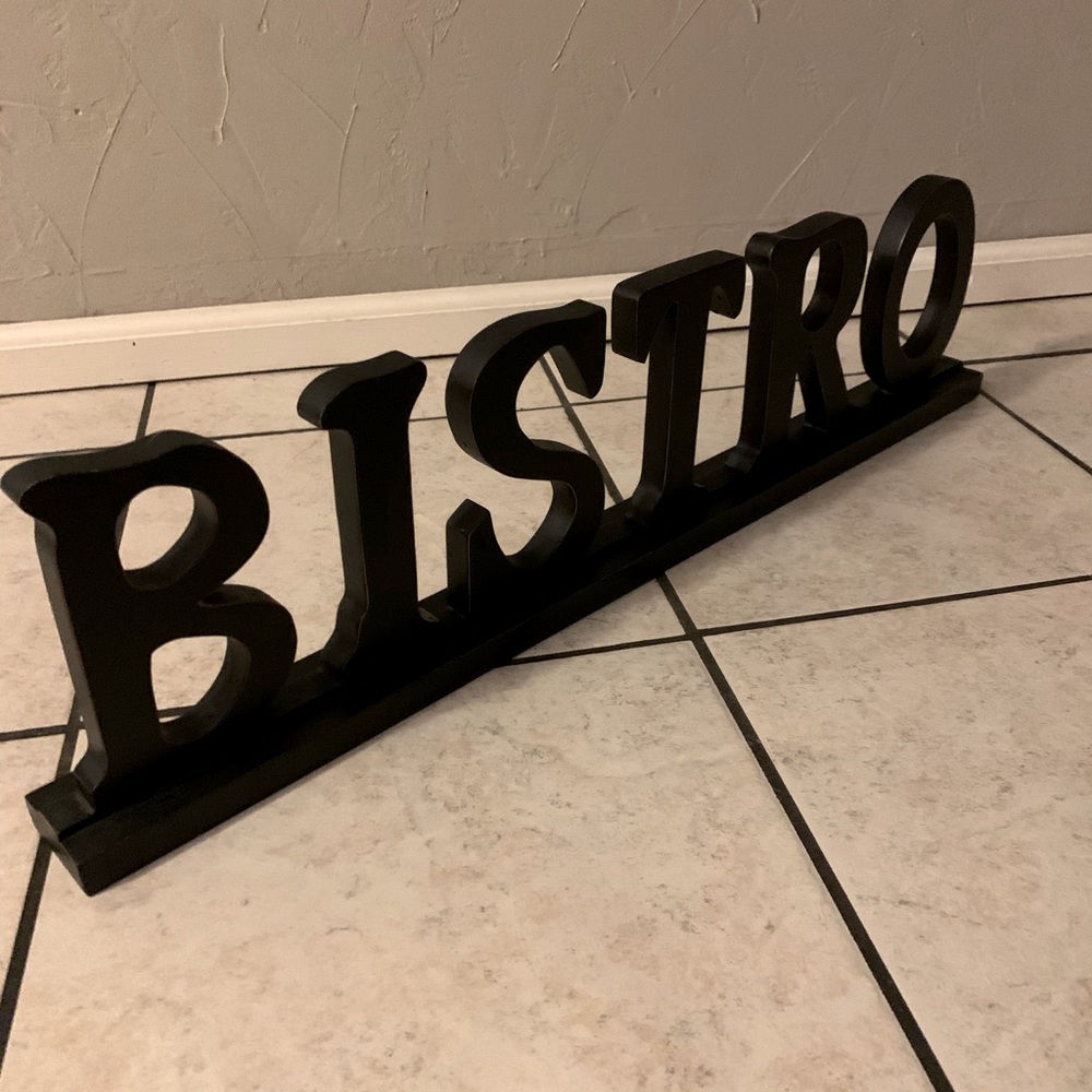 Bistro kitchen decor